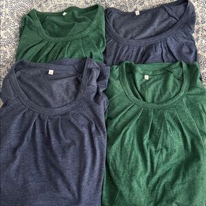 Green and Blue long sleeve tops 4 items